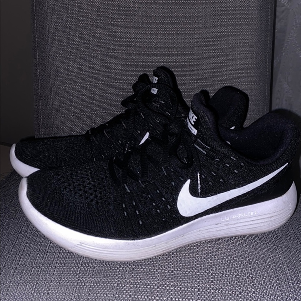 Nike lunarepic flyknit 2 tennis shoe